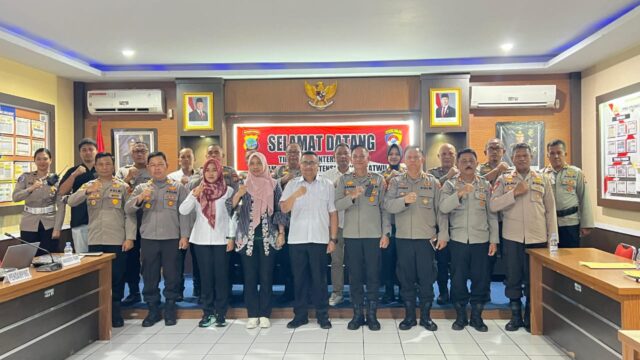 Polres Bitung Sambut Tim Penilaian Internal Polri, Perkuat Komitmen Menuju Zona Integritas Berkelanjutan.
