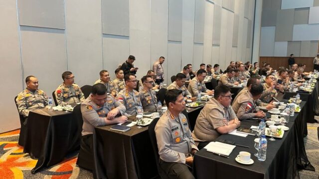 Kapolresta Manado Ikut RDP Bersama Komisi III DPR RI Bahas Pelaksanaan KUHP dan KUHAP di Sulut.