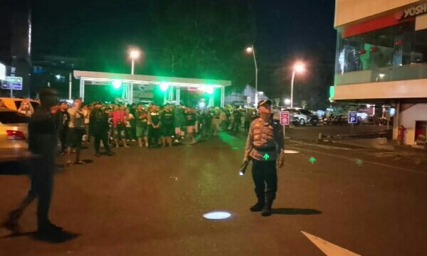 Polisi Sterilkan Area Mega Mall Manado yang Terbakar dan Menelan 1 Korban Jiwa.
