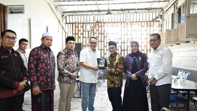 Bergerak Lagi, “Wako Alfin Temui Ketua Baznas Perjuangkan Bantuan Rumah Layak Huni, Beasiswa Hingga Ambulan”.